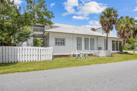 House in Alachua, Florida 4 bedrooms, 330.36 sq.m. № 1870753 - photo 3
