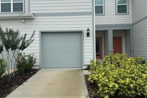 Townhouse in Kissimmee, Florida 3 bedrooms, 156.35 sq.m. № 2147432