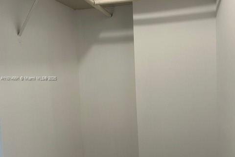 Condo in Aventura, Florida, 1 bedroom  № 1772401 - photo 9