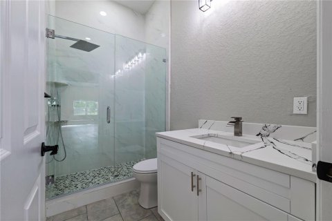 House in Wesley Chapel, Florida 4 bedrooms, 227.8 sq.m. № 1826653 - photo 9