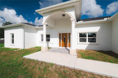 House in Wesley Chapel, Florida 4 bedrooms, 227.8 sq.m. № 1826653 - photo 8