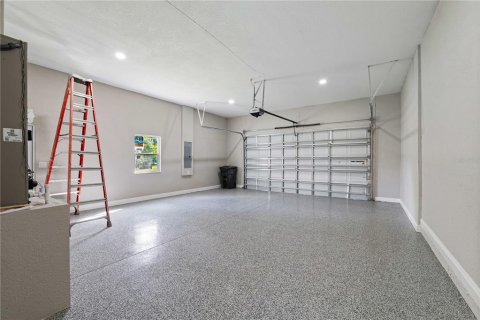 House in Wesley Chapel, Florida 4 bedrooms, 227.8 sq.m. № 1826653 - photo 6