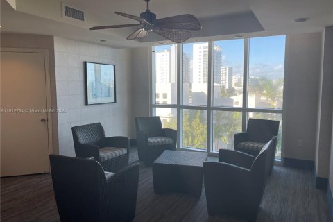 Copropriété à vendre à North Bay Village, Floride: 2 chambres, 116.22 m2 № 1969110 - photo 30