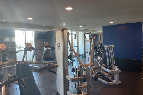 Copropriété à vendre à North Bay Village, Floride: 2 chambres, 116.22 m2 № 1969110 - photo 28