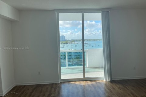 Copropriété à vendre à North Bay Village, Floride: 2 chambres, 116.22 m2 № 1969110 - photo 11