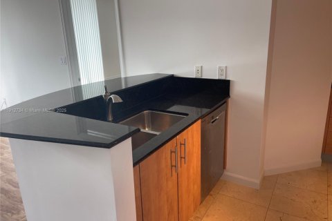 Copropriété à vendre à North Bay Village, Floride: 2 chambres, 116.22 m2 № 1969110 - photo 4