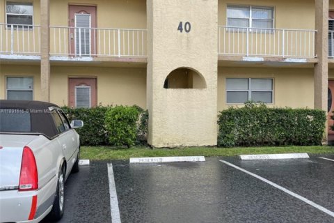 Снять в аренду кондоминиум в Санрайз, Флорида 2 спальни, 78.97м2, № 1944792 - фото 4