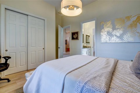 Villa ou maison à louer à Bradenton, Floride: 3 chambres, 253.34 m2 № 1851019 - photo 7