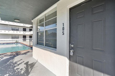 Appartement à louer à Hollywood, Floride: 1 chambre, 60.39 m2 № 2019730 - photo 15
