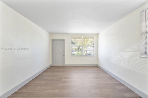 Appartement à louer à Hollywood, Floride: 1 chambre, 60.39 m2 № 2019730 - photo 10