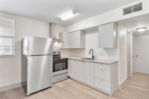 Appartement à Hollywood, Floride 1 chambre, 60.39 m2 № 2019730