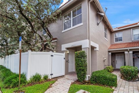 Touwnhouse à vendre à Miramar, Floride: 2 chambres, 107.12 m2 № 1945598 - photo 1