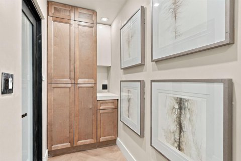 Villa ou maison à vendre à Wilton Manors, Floride: 2 chambres, 122.63 m2 № 2384944 - photo 10