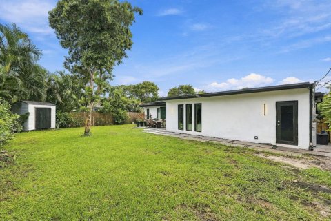 Villa ou maison à vendre à Wilton Manors, Floride: 2 chambres, 122.63 m2 № 2384944 - photo 19