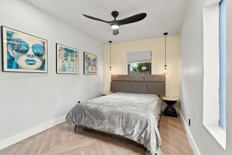 Villa ou maison à vendre à Wilton Manors, Floride: 2 chambres, 122.63 m2 № 2384944 - photo 13