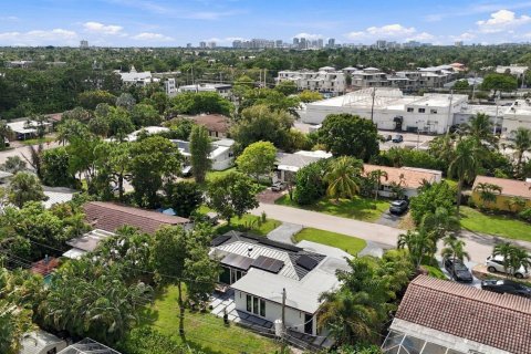 Villa ou maison à vendre à Wilton Manors, Floride: 2 chambres, 122.63 m2 № 2384944 - photo 26