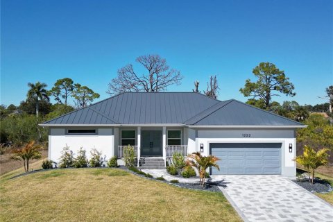 Casa en Port Charlotte, Florida 3 dormitorios, 126.53 m2 № 2356325