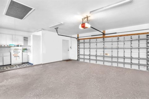 Casa en venta en Hollywood, Florida, 4 dormitorios, 187.85 m2 № 2013671 - foto 26