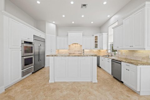 Villa ou maison à vendre à Pompano Beach, Floride: 7 chambres, 509.01 m2 № 2176897 - photo 16
