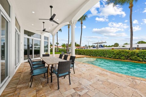 Villa ou maison à vendre à Pompano Beach, Floride: 7 chambres, 509.01 m2 № 2176897 - photo 30
