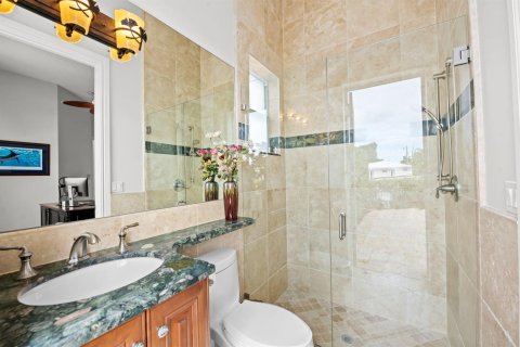 Villa ou maison à vendre à Pompano Beach, Floride: 7 chambres, 509.01 m2 № 2176897 - photo 29