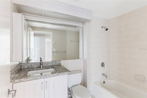 Condominio en alquiler en Clearwater, Florida, 2 dormitorios, 134.71 m2 № 1789680 - foto 18
