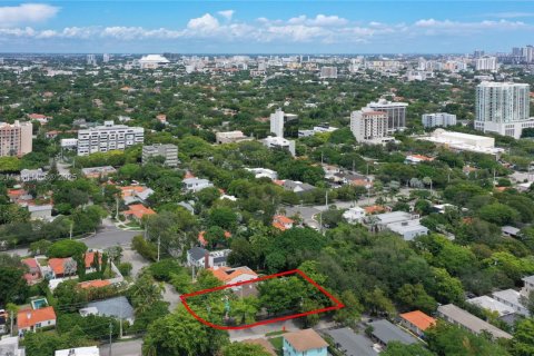 House in Miami, Florida 4 bedrooms, 217.11 sq.m. № 1931907 - photo 28