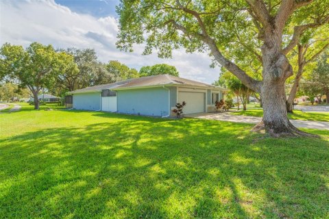 Casa en venta en Hudson, Florida, 3 dormitorios, 137.22 m2 № 2118261 - foto 2