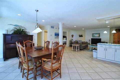Casa en alquiler en New Smyrna Beach, Florida, 2 dormitorios, 111.48 m2 № 1648435 - foto 2