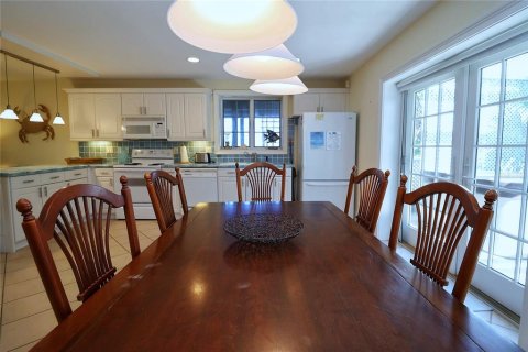 Casa en alquiler en New Smyrna Beach, Florida, 2 dormitorios, 111.48 m2 № 1648435 - foto 4