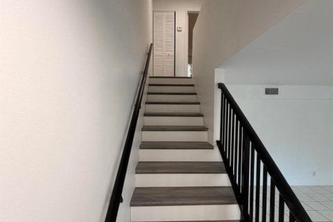 Touwnhouse à louer à Sunrise, Floride: 2 chambres, 110.55 m2 № 2177613 - photo 15