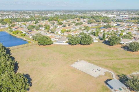 House in Riverview, Florida 3 bedrooms, 139.63 sq.m. № 2095744 - photo 21