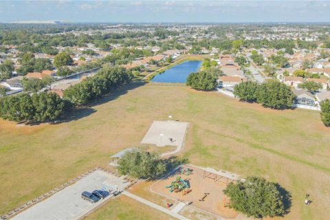 House in Riverview, Florida 3 bedrooms, 139.63 sq.m. № 2095744 - photo 25