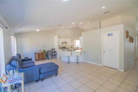 House in Riverview, Florida 3 bedrooms, 139.63 sq.m. № 2095744 - photo 7