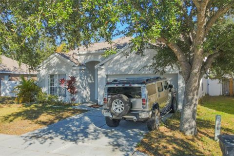 House in Riverview, Florida 3 bedrooms, 139.63 sq.m. № 2095744 - photo 2