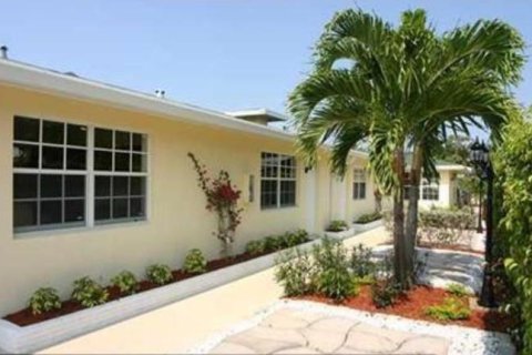 Apartment in Fort Lauderdale, Florida 1 bedroom, 55.74 sq.m. № 1223300 - photo 1