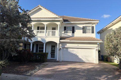 Дом в Форт-Лодердейл, Флорида 5 спален, 256.97м2 № 2003653