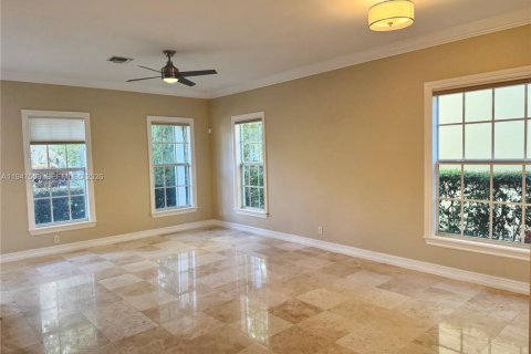 Снять в аренду виллу или дом в Форт-Лодердейл, Флорида 5 спален, 256.97м2, № 2003653 - фото 6