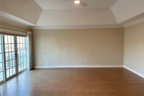 Снять в аренду виллу или дом в Форт-Лодердейл, Флорида 5 спален, 256.97м2, № 2003653 - фото 9