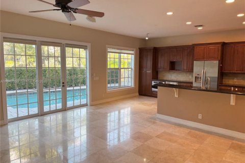 Снять в аренду виллу или дом в Форт-Лодердейл, Флорида 5 спален, 256.97м2, № 2003653 - фото 3