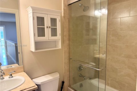 Снять в аренду виллу или дом в Форт-Лодердейл, Флорида 5 спален, 256.97м2, № 2003653 - фото 22