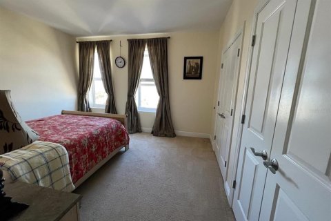 Снять в аренду кондоминиум в Клируотер, Флорида 5 комнат, 118.17м2, № 1876846 - фото 4