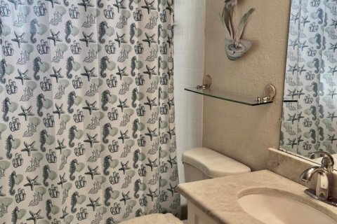 Condo in Boynton Beach, Florida, 2 bedrooms № 2081744 - photo 13