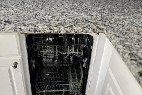Condo in Boynton Beach, Florida, 2 bedrooms № 2081744 - photo 6
