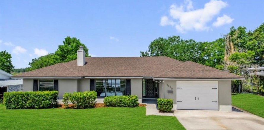 House in Lake Wales, Florida 3 bedrooms, 137.5 sq.m. № 2379285