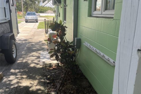 House in Lake Wales, Florida 2 bedrooms, 103.4 sq.m. № 1880767 - photo 4