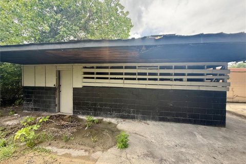 Commercial property in Eustis, Florida 74.97 sq.m. № 2211786 - photo 23