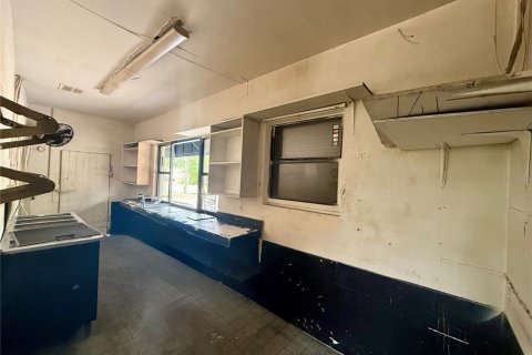 Commercial property in Eustis, Florida 74.97 sq.m. № 2211786 - photo 22