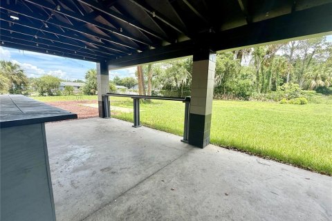 Commercial property in Eustis, Florida 74.97 sq.m. № 2211786 - photo 27