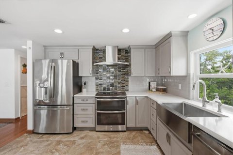 Villa ou maison à vendre à Holmes Beach, Floride: 2 chambres, 141.4 m2 № 2100429 - photo 12